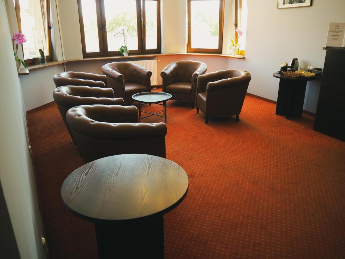 Legnicki Browar Ksiazecy Hotel I Restauracja Легница Экстерьер фото