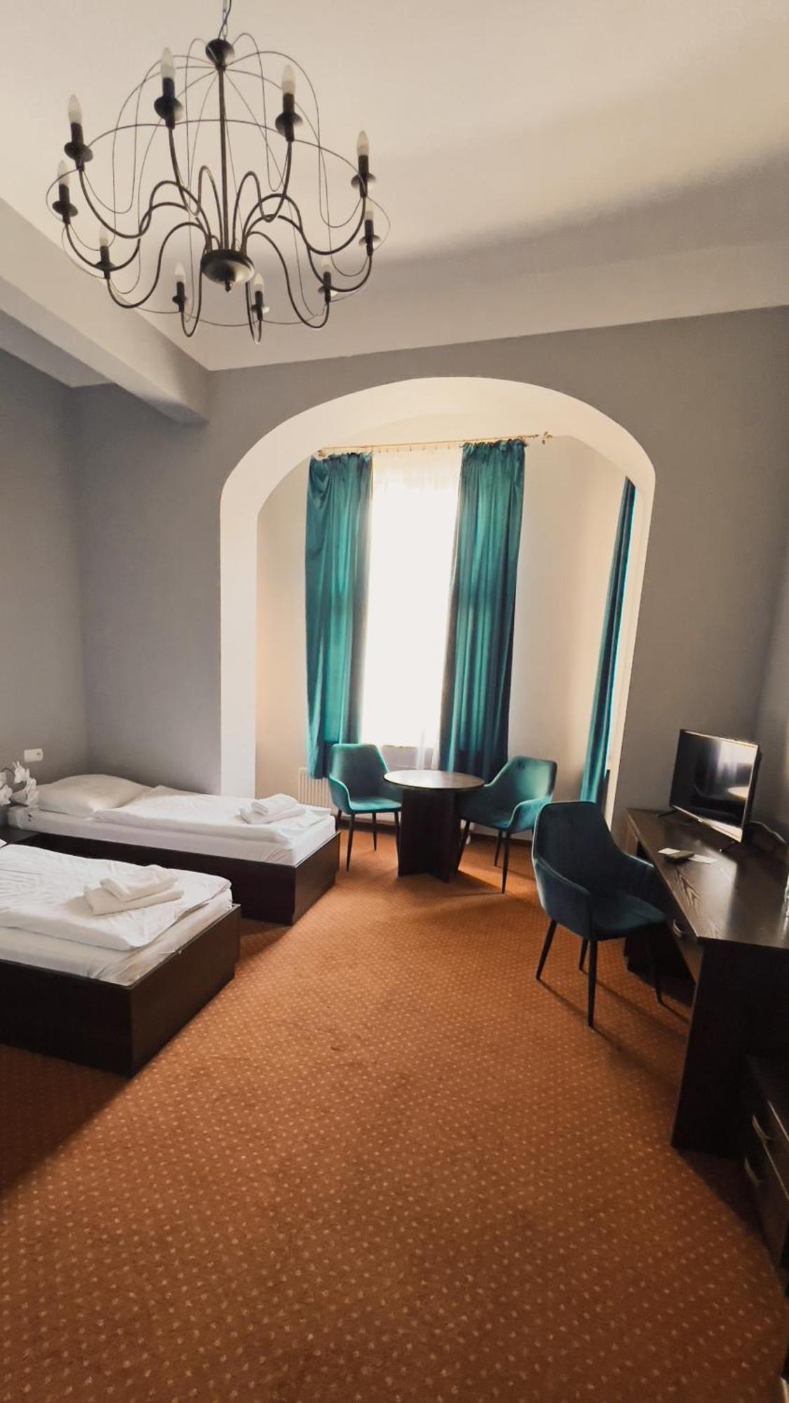 Legnicki Browar Ksiazecy Hotel I Restauracja Легница Экстерьер фото