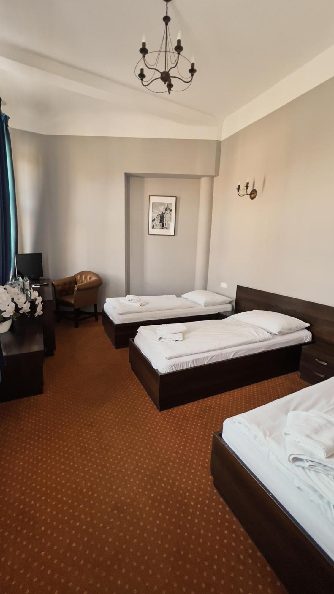 Legnicki Browar Ksiazecy Hotel I Restauracja Легница Экстерьер фото