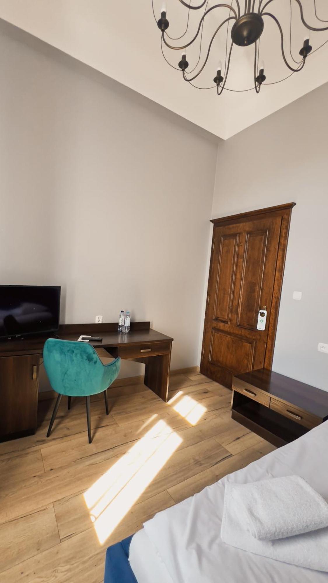 Legnicki Browar Ksiazecy Hotel I Restauracja Легница Экстерьер фото